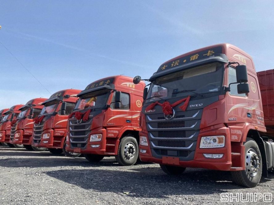 200輛國(guó)六牽引車(chē)順利交付山西永昌集團(tuán) 200輛國(guó)六牽引車(chē)順利交付山西永昌集團(tuán)